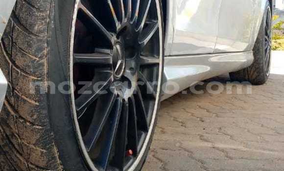 Nunua Ilio tumika Mercedes-Benz C-Classe Fedha Gari ndani ya Maputo nchini Maputo Nunua Ilio tumika Mercedes-Benz C-Classe Fedha Gari ndani ya Maputo nchini Maputo