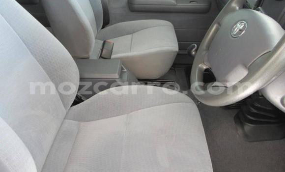Comprar Usado Toyota Land Cruiser Branco Carro em Maputo em Maputo Comprar Usado Toyota Land Cruiser Branco Carro em Maputo em Maputo