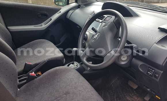 Nunua Ilio tumika Toyota Vitz Fedha Gari ndani ya Maputo nchini Maputo Nunua Ilio tumika Toyota Vitz Fedha Gari ndani ya Maputo nchini Maputo