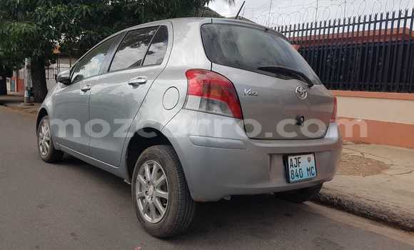 Nunua Ilio tumika Toyota Vitz Fedha Gari ndani ya Maputo nchini Maputo Nunua Ilio tumika Toyota Vitz Fedha Gari ndani ya Maputo nchini Maputo