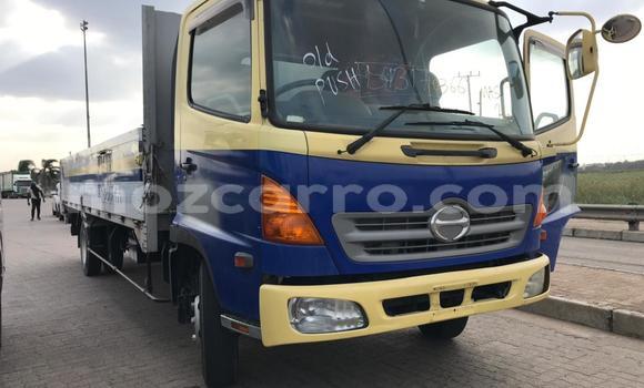 Nunua Ilio tumika Toyota Highlander Nyingine Gari ndani ya Maputo nchini Maputo Nunua Ilio tumika Toyota Highlander Nyingine Gari ndani ya Maputo nchini Maputo