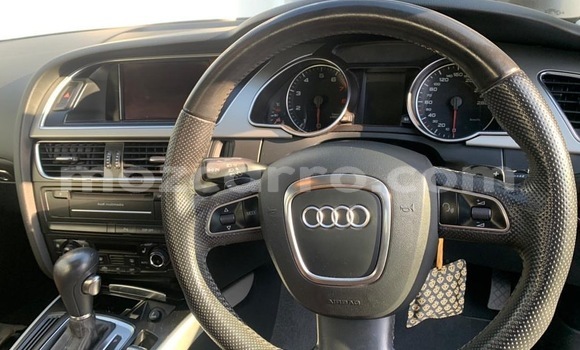 Nunua Mpya Audi A5 Nyeusi Gari ndani ya Maputo nchini Maputo Nunua Mpya Audi A5 Nyeusi Gari ndani ya Maputo nchini Maputo