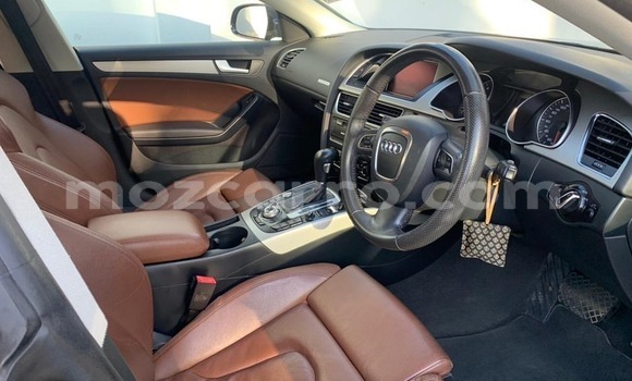 Nunua Mpya Audi A5 Nyeusi Gari ndani ya Maputo nchini Maputo Nunua Mpya Audi A5 Nyeusi Gari ndani ya Maputo nchini Maputo