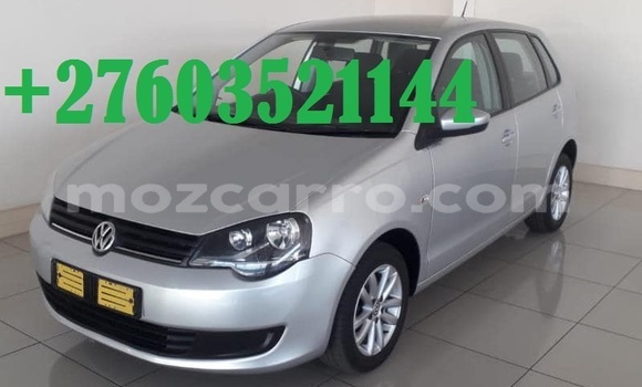 Comprar Usado Volkswagen Polo Branco Carro em Maputo em Maputo