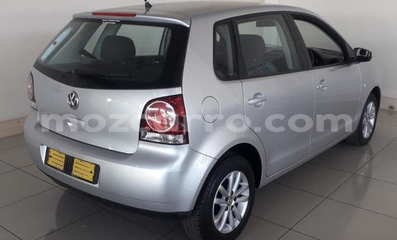 Comprar Usado Volkswagen Polo Branco Carro em Maputo em Maputo Comprar Usado Volkswagen Polo Branco Carro em Maputo em Maputo