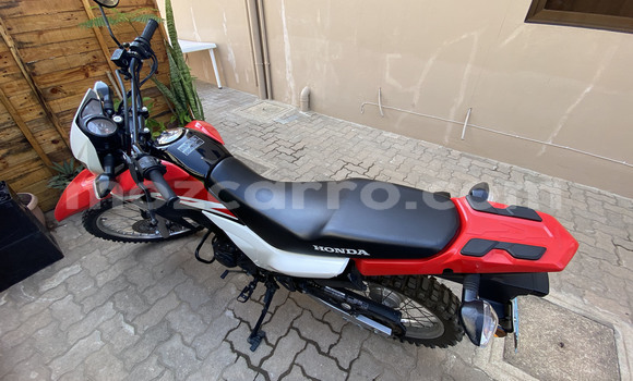 Tenga Tsaru Honda XR Tsvuku Bike in Maputo in Maputo Tenga Tsaru Honda XR Tsvuku Bike in Maputo in Maputo