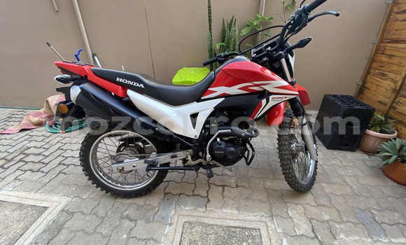 Tenga Tsaru Honda XR Tsvuku Bike in Maputo in Maputo Tenga Tsaru Honda XR Tsvuku Bike in Maputo in Maputo