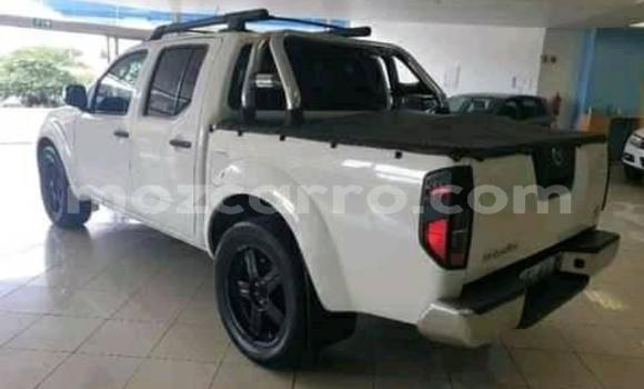 Comprar Usado Nissan Navara Branco Carro em Maputo em Maputo Comprar Usado Nissan Navara Branco Carro em Maputo em Maputo
