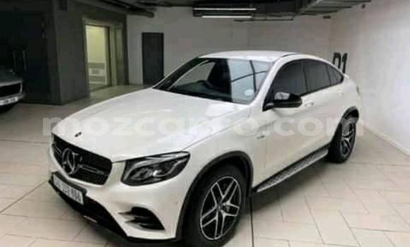 Comprar Usado Mercedes‒Benz AMG GLC Branco Carro em Maputo em Maputo Comprar Usado Mercedes‒Benz AMG GLC Branco Carro em Maputo em Maputo