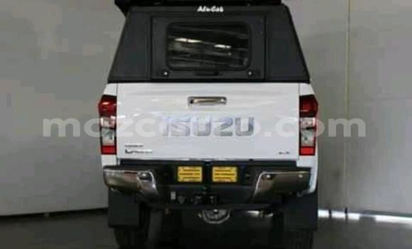 Comprar Usado Isuzu D-max Cab4 Branco Carro em Maputo em Maputo Comprar Usado Isuzu D-max Cab4 Branco Carro em Maputo em Maputo