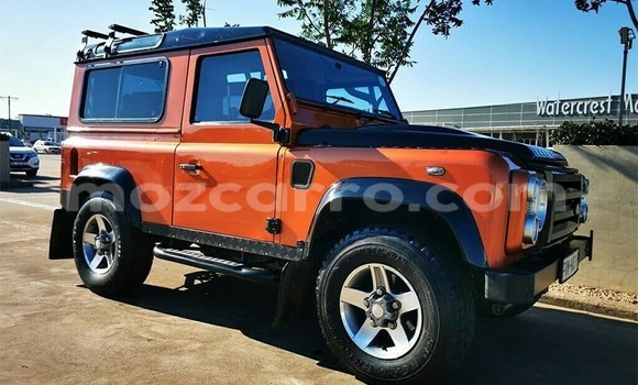Comprar Usado Land Rover Defender De outros Carro em Maputo em Maputo Comprar Usado Land Rover Defender De outros Carro em Maputo em Maputo