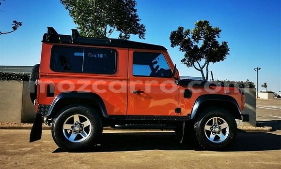 Comprar Usado Land Rover Defender De outros Carro em Maputo em Maputo Comprar Usado Land Rover Defender De outros Carro em Maputo em Maputo
