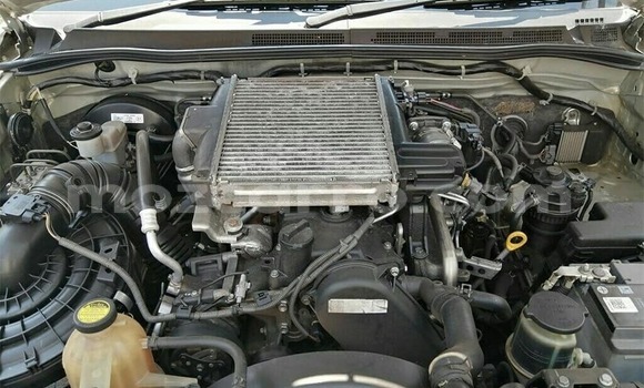 Comprar Usado Toyota Hilux Prata Carro em Maputo em Maputo Comprar Usado Toyota Hilux Prata Carro em Maputo em Maputo