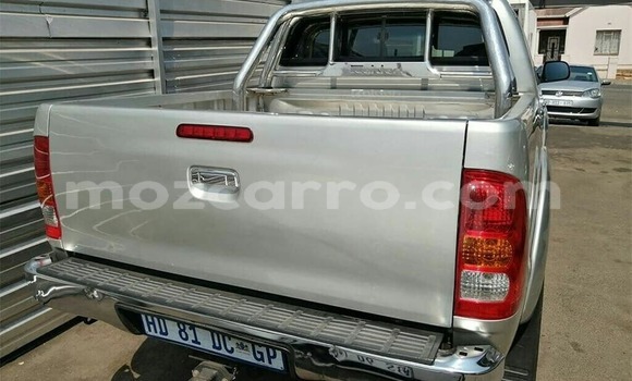 Comprar Usado Toyota Hilux Prata Carro em Maputo em Maputo Comprar Usado Toyota Hilux Prata Carro em Maputo em Maputo