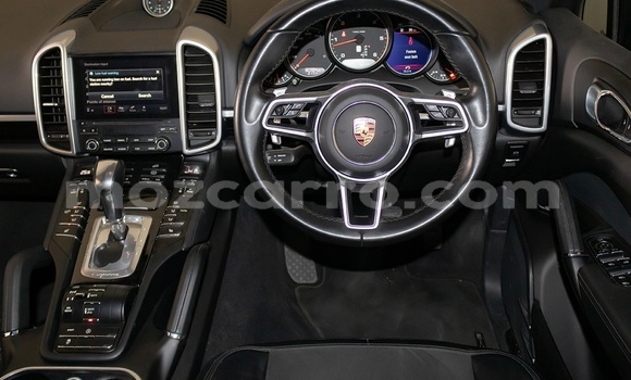 Comprar Usado Porsche Cayenne De outros Carro em Maputo em Maputo Comprar Usado Porsche Cayenne De outros Carro em Maputo em Maputo