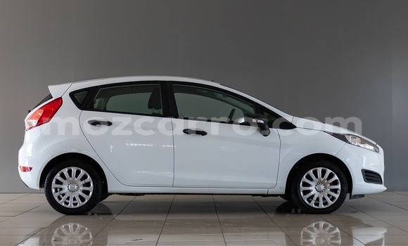 Tenga Tsaru Ford Fiesta Chena Mota in Maputo in Maputo Tenga Tsaru Ford Fiesta Chena Mota in Maputo in Maputo