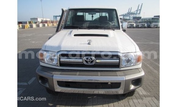Tenga Imported Toyota Land Cruiser Chena Mota in Import - Dubai in Cabo Delgado Tenga Imported Toyota Land Cruiser Chena Mota in Import - Dubai in Cabo Delgado