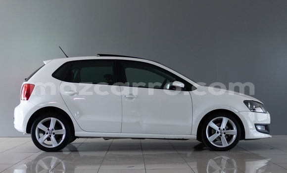Comprar Usado Volkswagen Polo Branco Carro em Maputo em Maputo Comprar Usado Volkswagen Polo Branco Carro em Maputo em Maputo