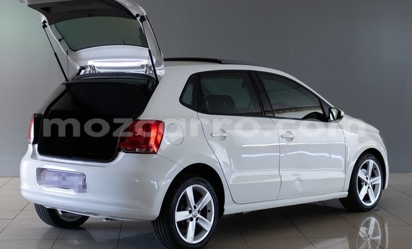 Comprar Usado Volkswagen Polo Branco Carro em Maputo em Maputo Comprar Usado Volkswagen Polo Branco Carro em Maputo em Maputo