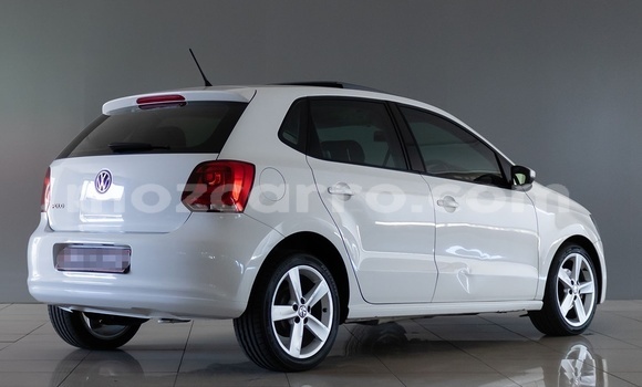 Comprar Usado Volkswagen Polo Branco Carro em Maputo em Maputo Comprar Usado Volkswagen Polo Branco Carro em Maputo em Maputo