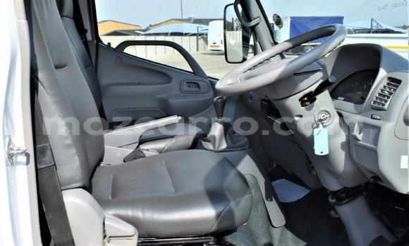Buy Used Toyota Dyna White Car in Maputo in Maputo Buy Used Toyota Dyna White Car in Maputo in Maputo