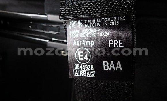 Comprar Usado Toyota C-HR De outros Carro em Maputo em Maputo Comprar Usado Toyota C-HR De outros Carro em Maputo em Maputo