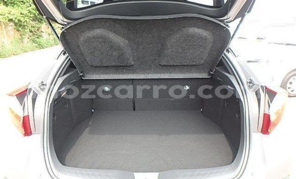 Comprar Usado Toyota C-HR De outros Carro em Maputo em Maputo Comprar Usado Toyota C-HR De outros Carro em Maputo em Maputo