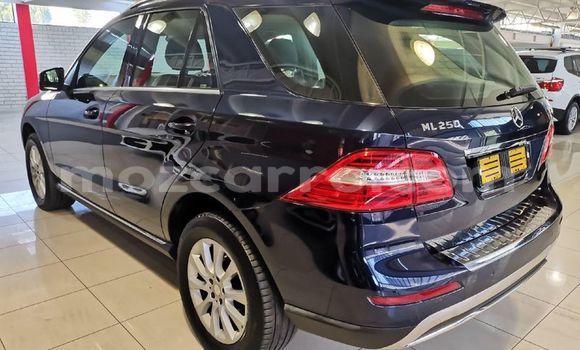 Comprar Usado Mercedes‒Benz ML-Class De outros Carro em Maputo em Maputo Comprar Usado Mercedes‒Benz ML-Class De outros Carro em Maputo em Maputo