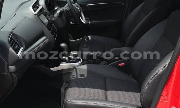 Comprar Usado Honda Fit Vermelho Carro em Maputo em Maputo Comprar Usado Honda Fit Vermelho Carro em Maputo em Maputo