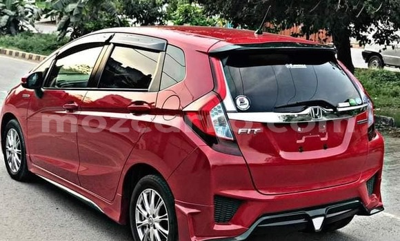 Comprar Usado Honda Fit Vermelho Carro em Maputo em Maputo Comprar Usado Honda Fit Vermelho Carro em Maputo em Maputo