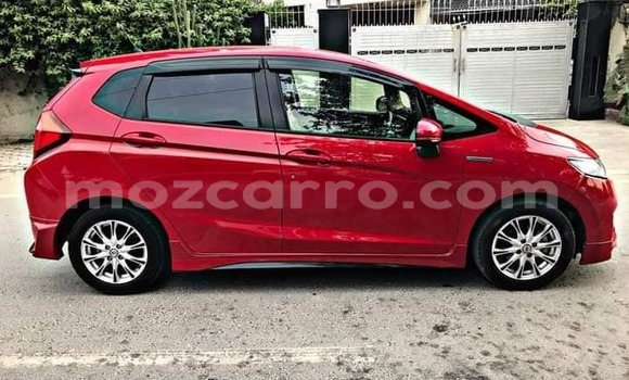 Comprar Usado Honda Fit Vermelho Carro em Maputo em Maputo Comprar Usado Honda Fit Vermelho Carro em Maputo em Maputo