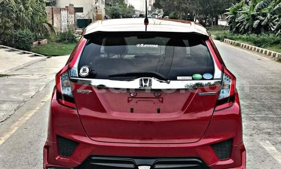 Comprar Usado Honda Fit Vermelho Carro em Maputo em Maputo Comprar Usado Honda Fit Vermelho Carro em Maputo em Maputo
