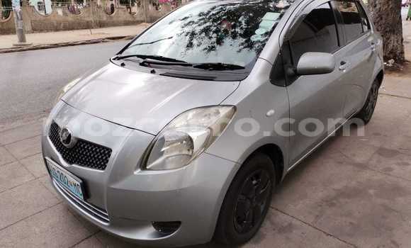 Nunua Ilio tumika Toyota Vitz Fedha Gari ndani ya Maputo nchini Maputo Nunua Ilio tumika Toyota Vitz Fedha Gari ndani ya Maputo nchini Maputo