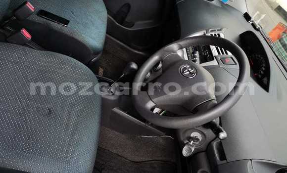 Nunua Ilio tumika Toyota Vitz Fedha Gari ndani ya Maputo nchini Maputo Nunua Ilio tumika Toyota Vitz Fedha Gari ndani ya Maputo nchini Maputo