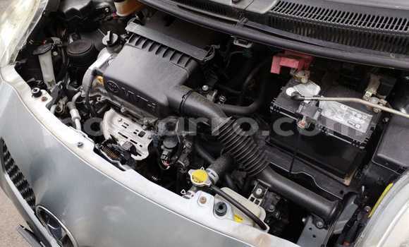 Nunua Ilio tumika Toyota Vitz Fedha Gari ndani ya Maputo nchini Maputo Nunua Ilio tumika Toyota Vitz Fedha Gari ndani ya Maputo nchini Maputo