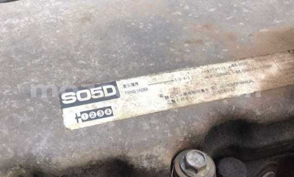 Nunua Ilio tumika Toyota Dyna Nyeupe Lori ndani ya Maputo nchini Maputo Nunua Ilio tumika Toyota Dyna Nyeupe Lori ndani ya Maputo nchini Maputo