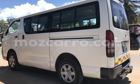 Nunua Ilio tumika Toyota Hiace Nyeupe Gari ndani ya Pemba nchini Cabo Delgado