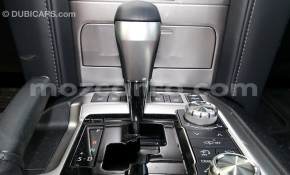 Tenga Imported Toyota Land Cruiser Nhema Mota in Import - Dubai in Cabo Delgado Tenga Imported Toyota Land Cruiser Nhema Mota in Import - Dubai in Cabo Delgado