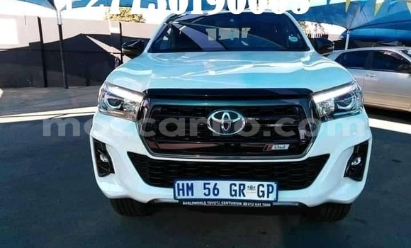 Comprar Usado Toyota Hilux Branco Carro em Maputo em Maputo Comprar Usado Toyota Hilux Branco Carro em Maputo em Maputo