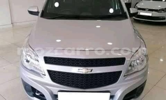 Comprar Usado Chevrolet Van Prata Carro em Maputo em Maputo