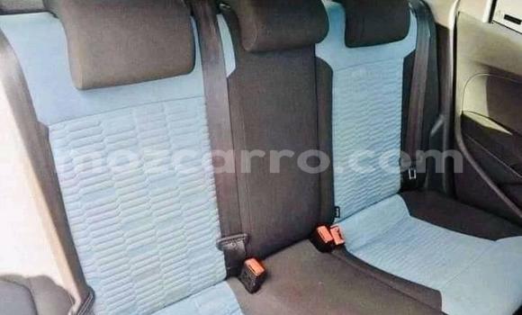 Comprar Usado Volkswagen Polo Branco Carro em Maputo em Maputo Comprar Usado Volkswagen Polo Branco Carro em Maputo em Maputo