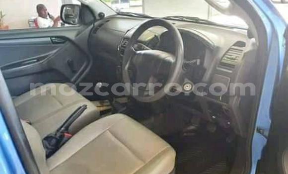 Comprar Usado Isuzu KB Azul Carro em Maputo em Maputo Comprar Usado Isuzu KB Azul Carro em Maputo em Maputo