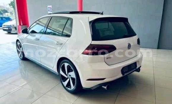 Comprar Usado Volkswagen Golf GTI Branco Carro em Maputo em Maputo Comprar Usado Volkswagen Golf GTI Branco Carro em Maputo em Maputo