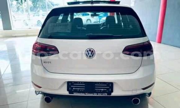 Comprar Usado Volkswagen Golf GTI Branco Carro em Maputo em Maputo Comprar Usado Volkswagen Golf GTI Branco Carro em Maputo em Maputo