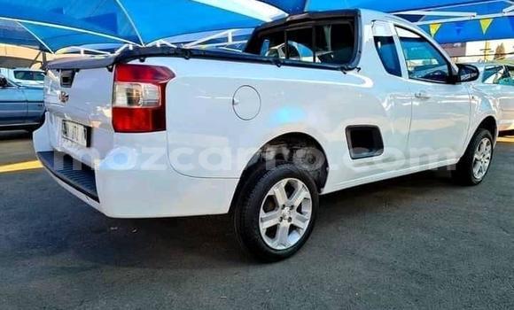 Comprar Usado Chevrolet Van Branco Carro em Maputo em Maputo Comprar Usado Chevrolet Van Branco Carro em Maputo em Maputo