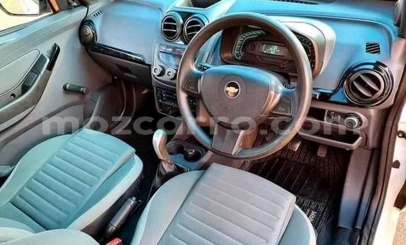 Comprar Usado Chevrolet Van Branco Carro em Maputo em Maputo Comprar Usado Chevrolet Van Branco Carro em Maputo em Maputo