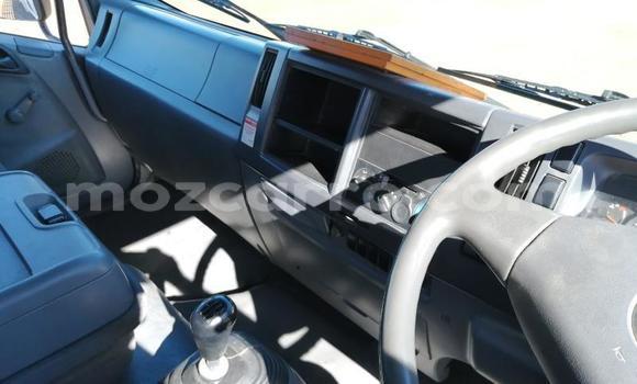 Comprar Usado Isuzu FTR 850 Branco Caminhão em Balama em Cabo Delgado Comprar Usado Isuzu FTR 850 Branco Caminhão em Balama em Cabo Delgado