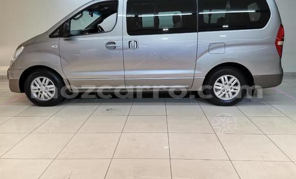 Comprar Usado Hyundai H1 Prata Carro em Maputo em Maputo Comprar Usado Hyundai H1 Prata Carro em Maputo em Maputo