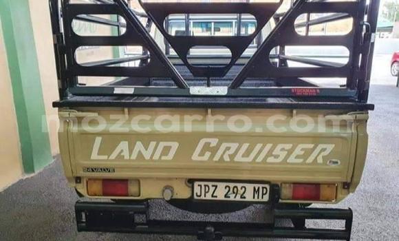 Comprar Usado Toyota Land Cruiser De outros Carro em Maputo em Maputo Comprar Usado Toyota Land Cruiser De outros Carro em Maputo em Maputo