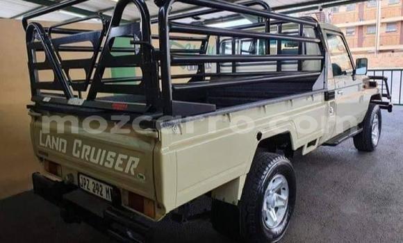 Comprar Usado Toyota Land Cruiser De outros Carro em Maputo em Maputo Comprar Usado Toyota Land Cruiser De outros Carro em Maputo em Maputo